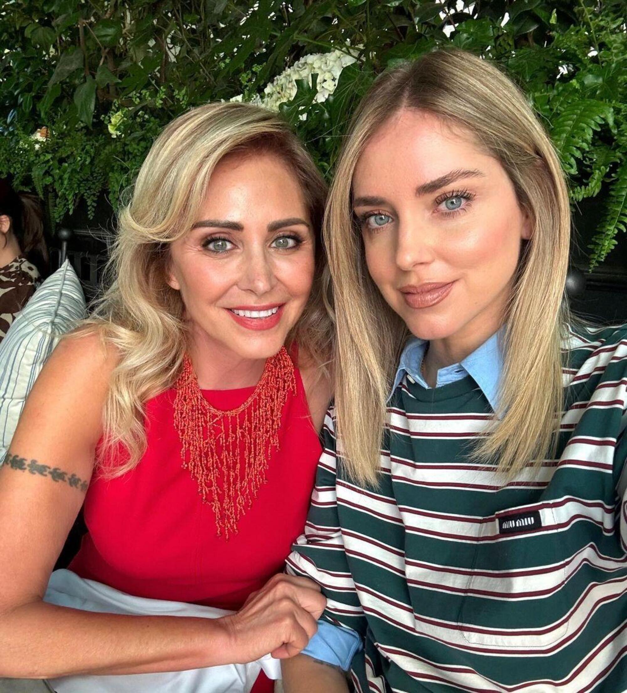 Chiara Ferragni con mamma Marina di Guardo