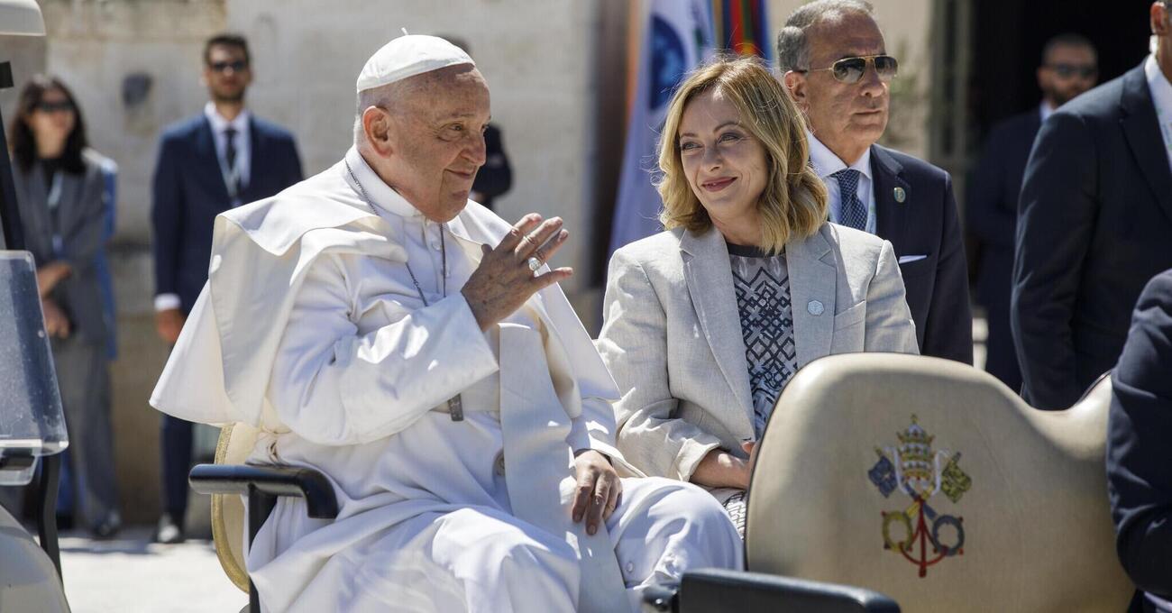 Il libro consigliato dal Papa diventer&agrave; il bestseller dell&rsquo;estate? Ecco perch&eacute; &quot;Lord of the World&quot; non dovrebbero leggerlo solo i capi di stato al G7 (e vale pi&ugrave; di un Premio Strega) 