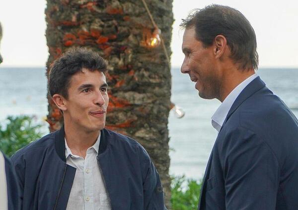 In Kazakistan si corre a settembre? Marc Marquez va in vacanza con la fidanzata da Rafa Nadal in Costa Brava 