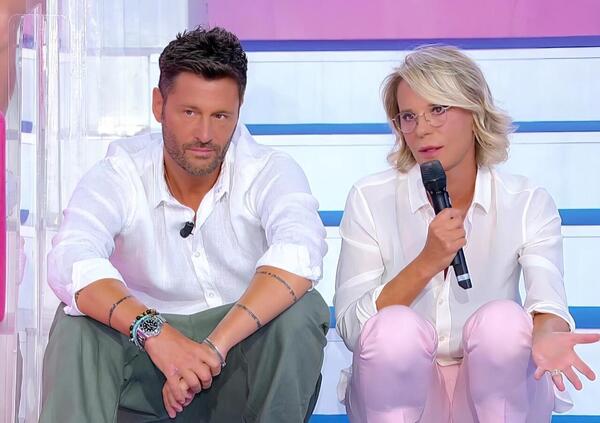 Ricomincia Temptation Island, ma il punto fermo &egrave; solo Filippo Bisciglia: ecco chi &egrave; la guida (scelta da Maria De Filippi) del docu-reality su Canale 5