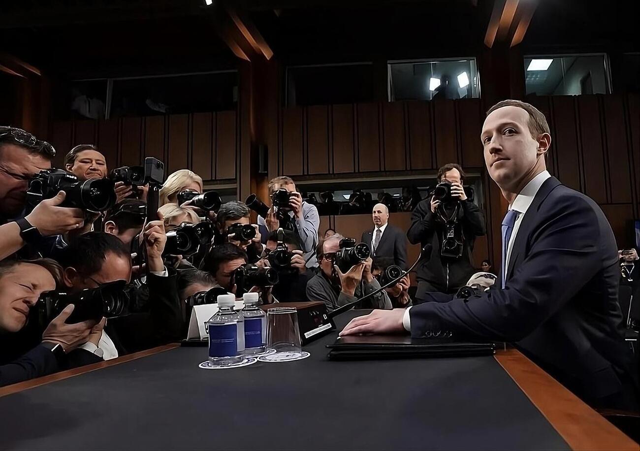 Meta ci ruba i dati per allenare l&#039;intelligenza artificiale e Zuckerberg diventa sempre pi&ugrave; ricco? Ha un patrimonio di 183 miliardi, ecco perch&eacute; dovrebbe pagare noi utenti