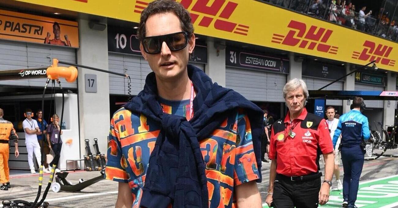 John Elkann, dalle Ferrari di nonno Gianni Agnelli (con Lapo) al ricordo di Marchionne, e poi Schumacher, la vela con Soldini e Newey. E sulla prima Rossa elettrica &ldquo;una grande opportunit&agrave; perch&eacute;...&rdquo;