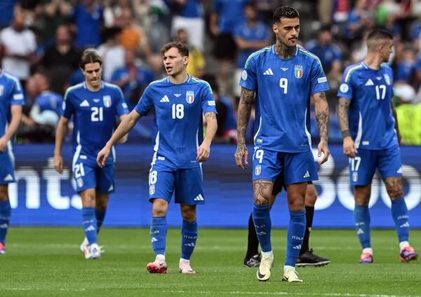 La minch*a d&rsquo;Italia non s&rsquo;&egrave; pi&ugrave; desta, senza il caz*o di Calafiori. Gli Europei di chi gioca a calcio vanno avanti, Spalletti e i suoi vanno meritatamente a casa (e immeritatamente in vacanza): le pagelle di Paolina Saulino