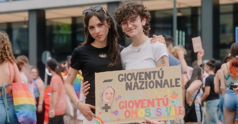 I giornalisti palpati al Milano Pride erano uomini, poi donne, infine chiss&agrave;. E se alla fine scoprissimo che &egrave; opera dei &ldquo;servizietti deviati&rdquo; mandati da&hellip;?