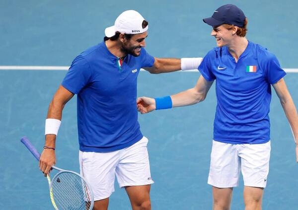 Sinner contro Berrettini, che partita ci dobbiamo aspettare? Tutto sul &quot;derby&quot; tra italiani a Wimbledon: quando giocano, a che orario, dove vederla e chi &egrave; il favorito...