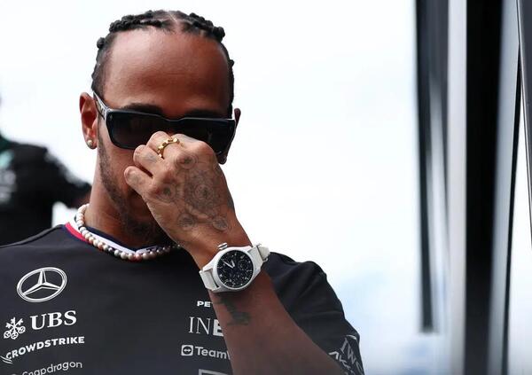 Hamilton pronto all&#039;acquisto in MotoGP? La risposta di Lewis a Silverstone dopo le voci su Gresini