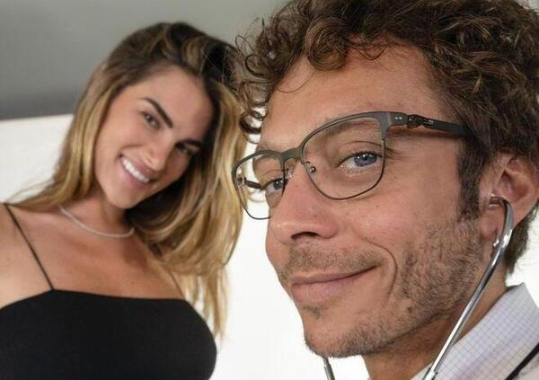 Diciamola tutta: ora Valentino Rossi ci prover&agrave; ancora per avere un figlio maschio