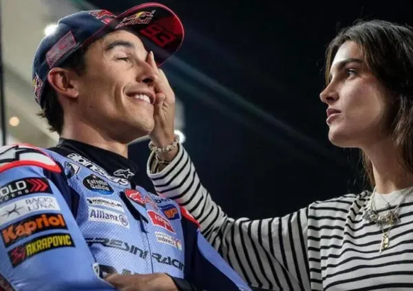 &ldquo;Marc Marquez &egrave; un piagnucolone, falso e manipolatore&rdquo;: l&rsquo;ha detto un rivale (a cui ancora brucia), ma la MotoGP &egrave; solo una scusa