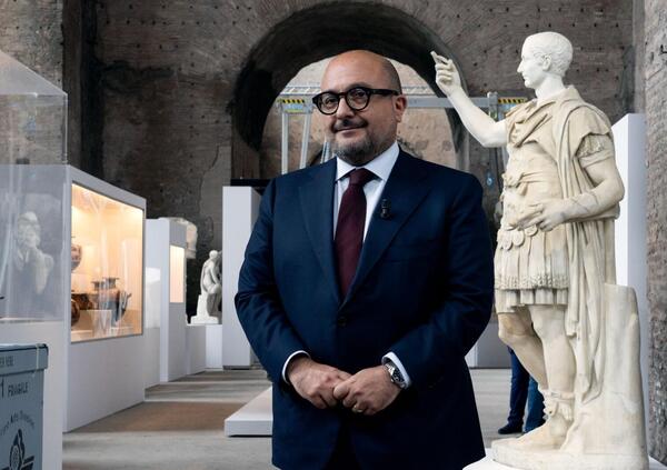 Salvate il soldato Sangiuliano dai fischi in tutti i festival: ecco qualche consiglio al ministro della cultura 