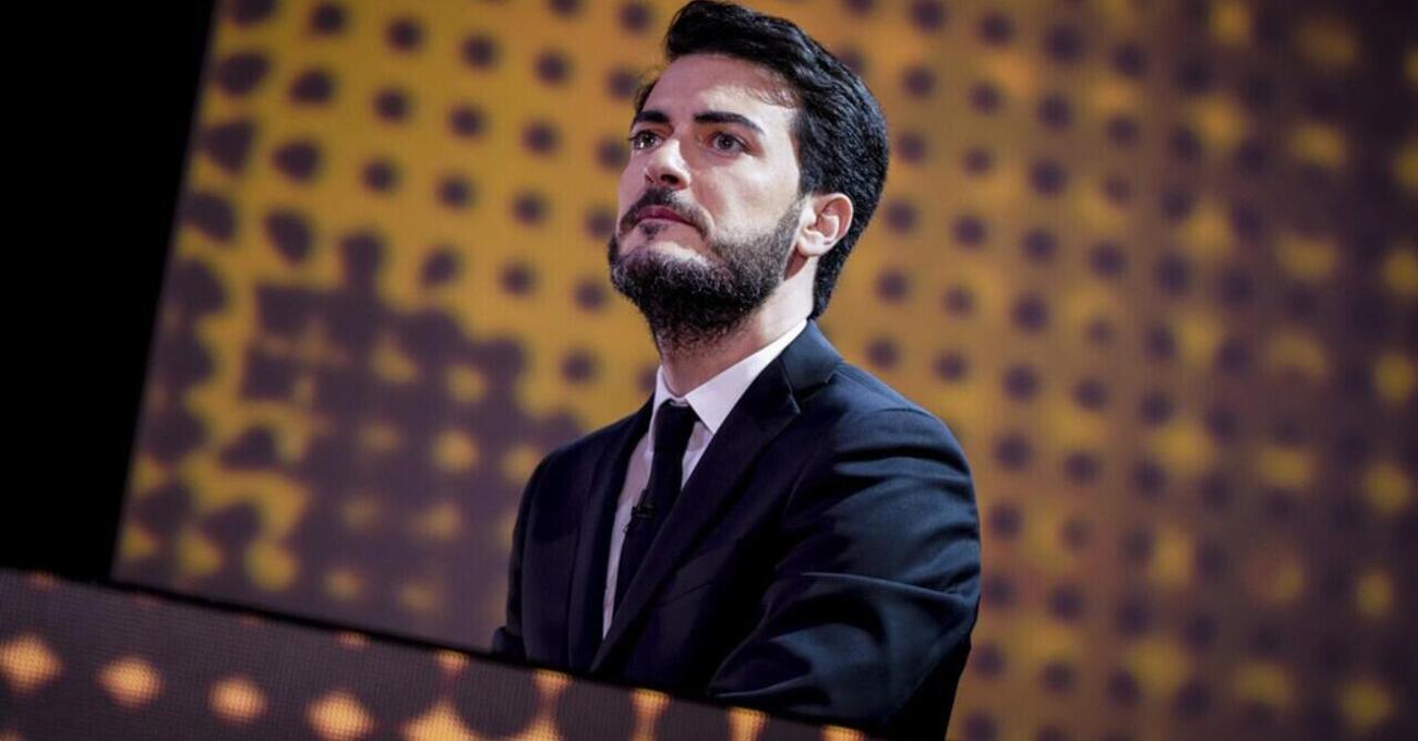 Davvero Antonino Monteleone lascia Le Iene e passa alla Rai? E dopo la sentenza su Olindo e Rosa lancia una frecciatina (a Selvaggia Lucarelli?): &quot;Non lascio da sconfitto...&quot;