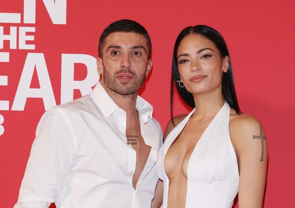 Elodie e Iannone sono in crisi? Chi parla di &ldquo;litigio&rdquo;, Dagospia di &ldquo;difficolt&agrave; a vendere biglietti nel tour degli stadi&rdquo; e Fabrizio Corona di &ldquo;matrimonio&rdquo;. E Sanremo&hellip;