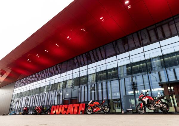 Dalla prima pietra alla Desmosedici di Bagnaia: un folle viaggio nel Museo Ducati con Livio Lodi verso il WDW 2024