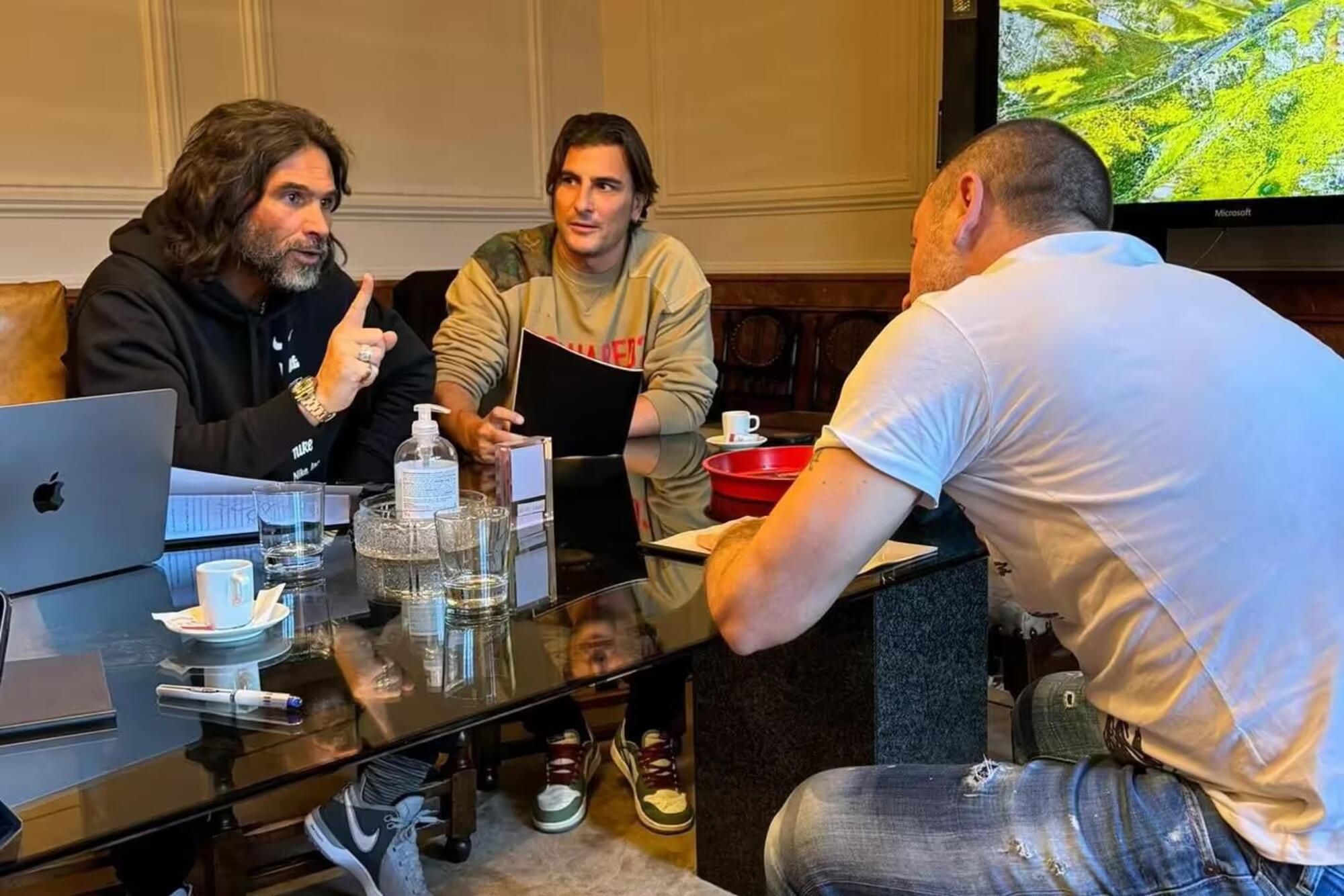 Lele Adani, Nicola Ventola e Antonio Cassano preparano "Viva el futbol"