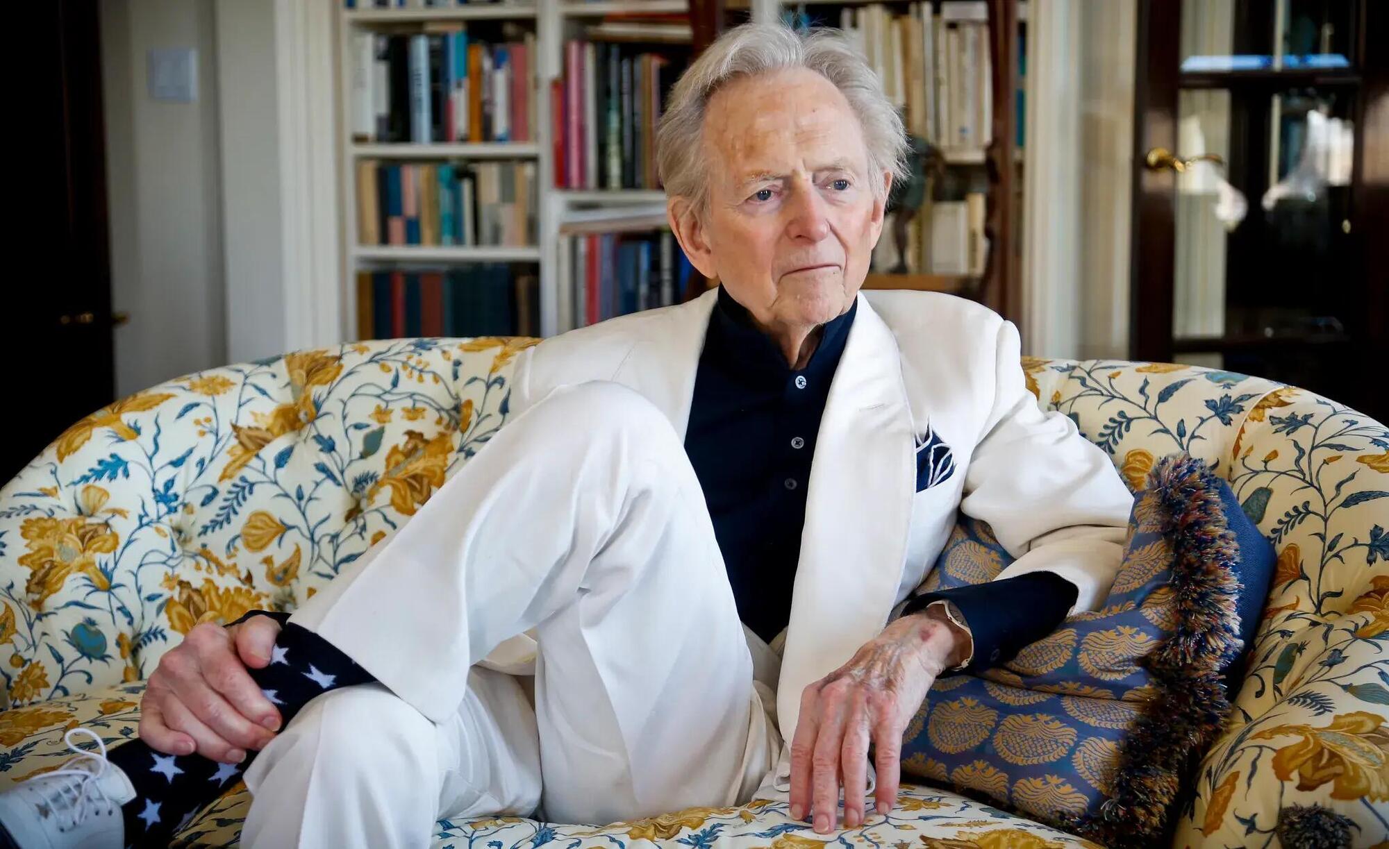 Tom Wolfe