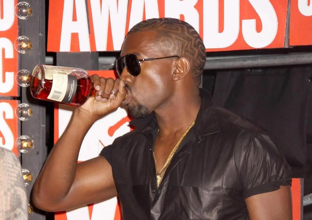 Kanye West: &ldquo;Gli attacchi antisemiti? Bevevo&rdquo;. C&rsquo;&egrave; poco da ridere, ma ora spunta anche il caso gas esilarante&hellip;