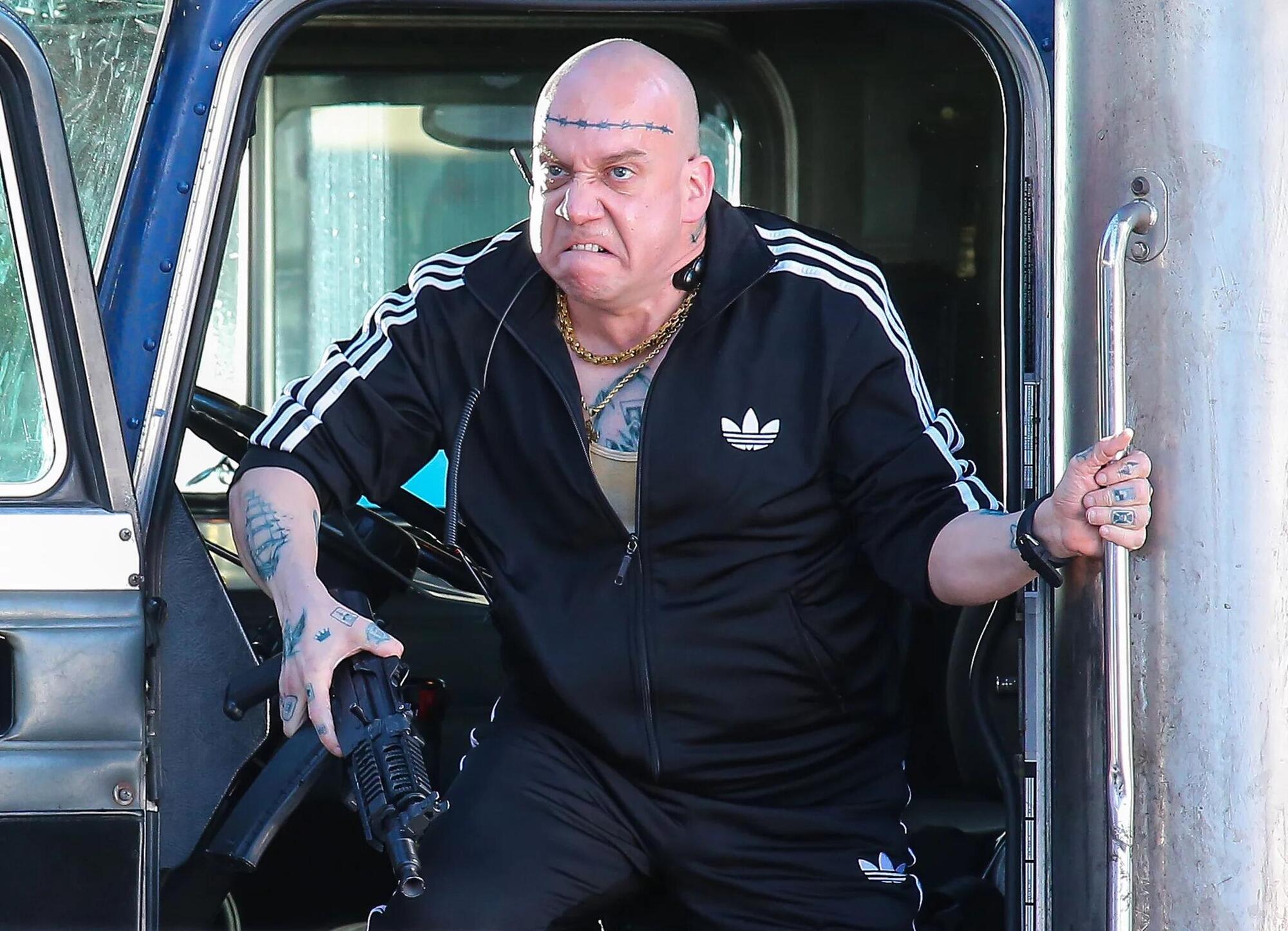 Paul Giamatti interpreta Rhino nel film &quot;Amazing Spiderman 2&quot;