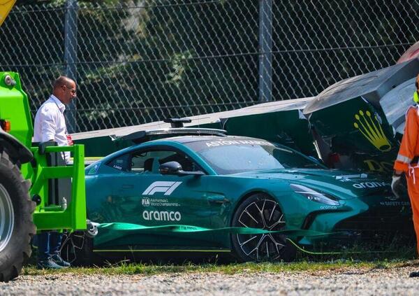 La safety car finisce in barriera alla Parabolica: ma cosa &egrave; successo a Monza?