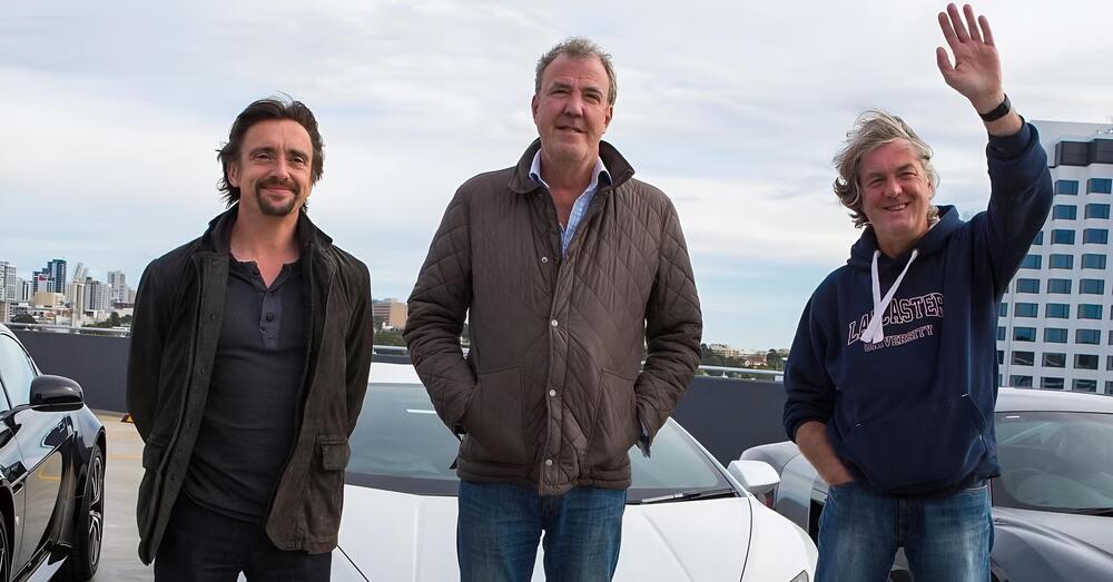 Jeremy Clarkson dice basta a programmi come Top Gear? &ldquo;Sono troppo vecchio e grasso per salire sulle auto che mi piacciono&rdquo;. E con May e Hammond conferma l&rsquo;addio a The Grand Tour