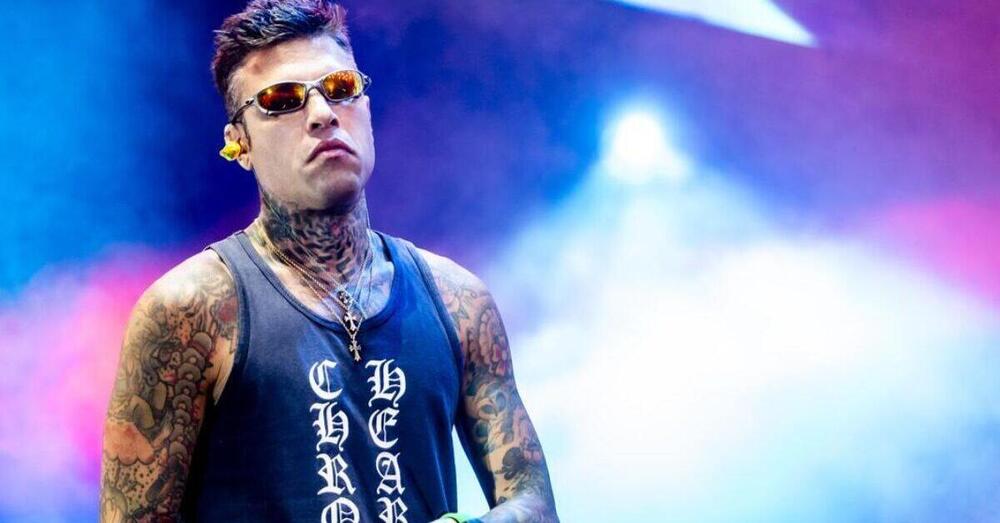 Chi &egrave; Fedez post Chiara Ferragni? Rapper stonato, influencer svogliato e imprenditore in perdita (2 milioni di euro dalla bibita Boem)