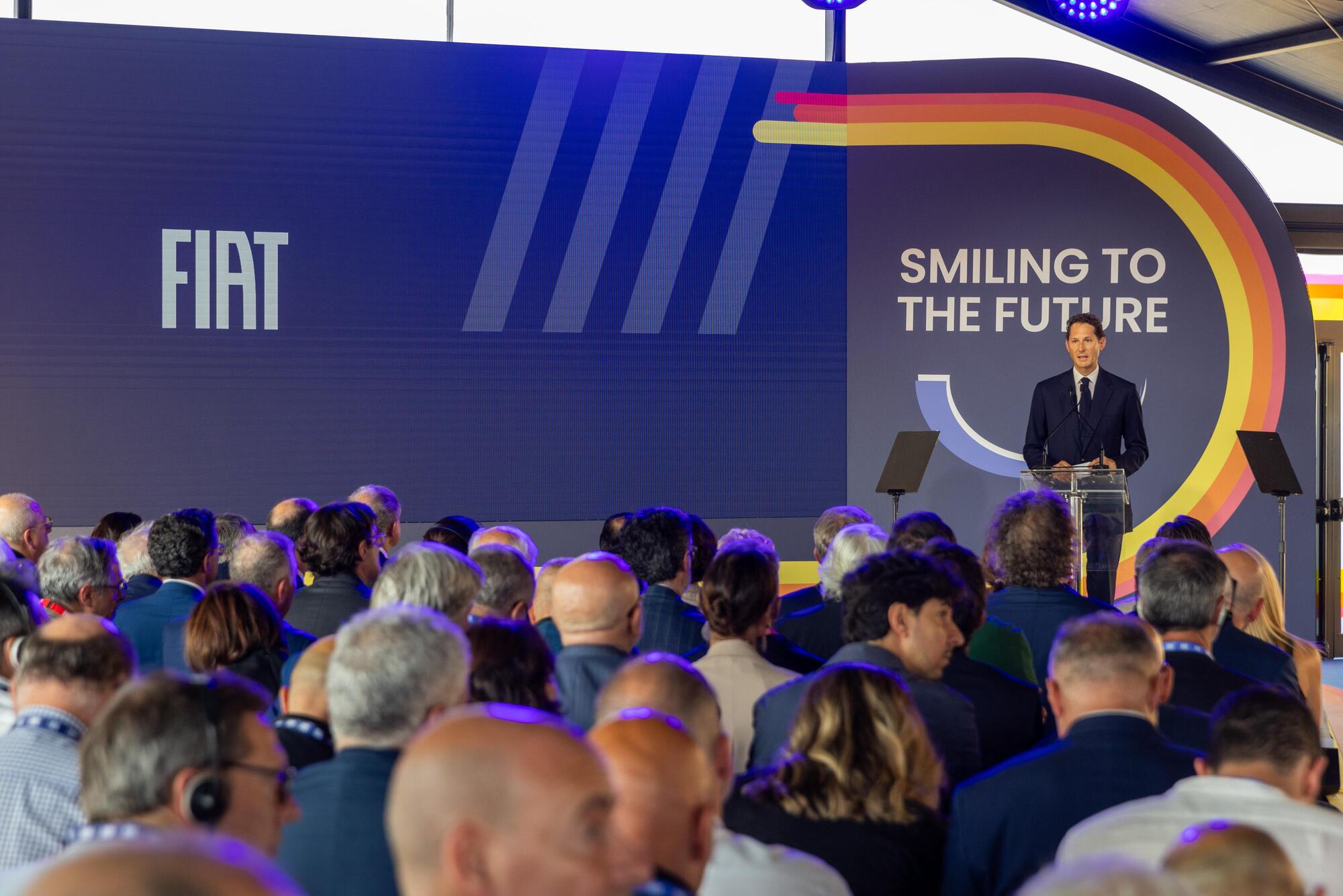 John Elkann parla in occasione dei 125 anni della Fiat al Lingotto