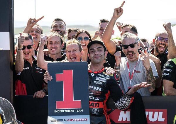 Signori, il bambino che non voleva sporcarsi le scarpe &egrave; nella storia: Danilo Petrucci vince in SBK a Cremona e ora &egrave; leggenda