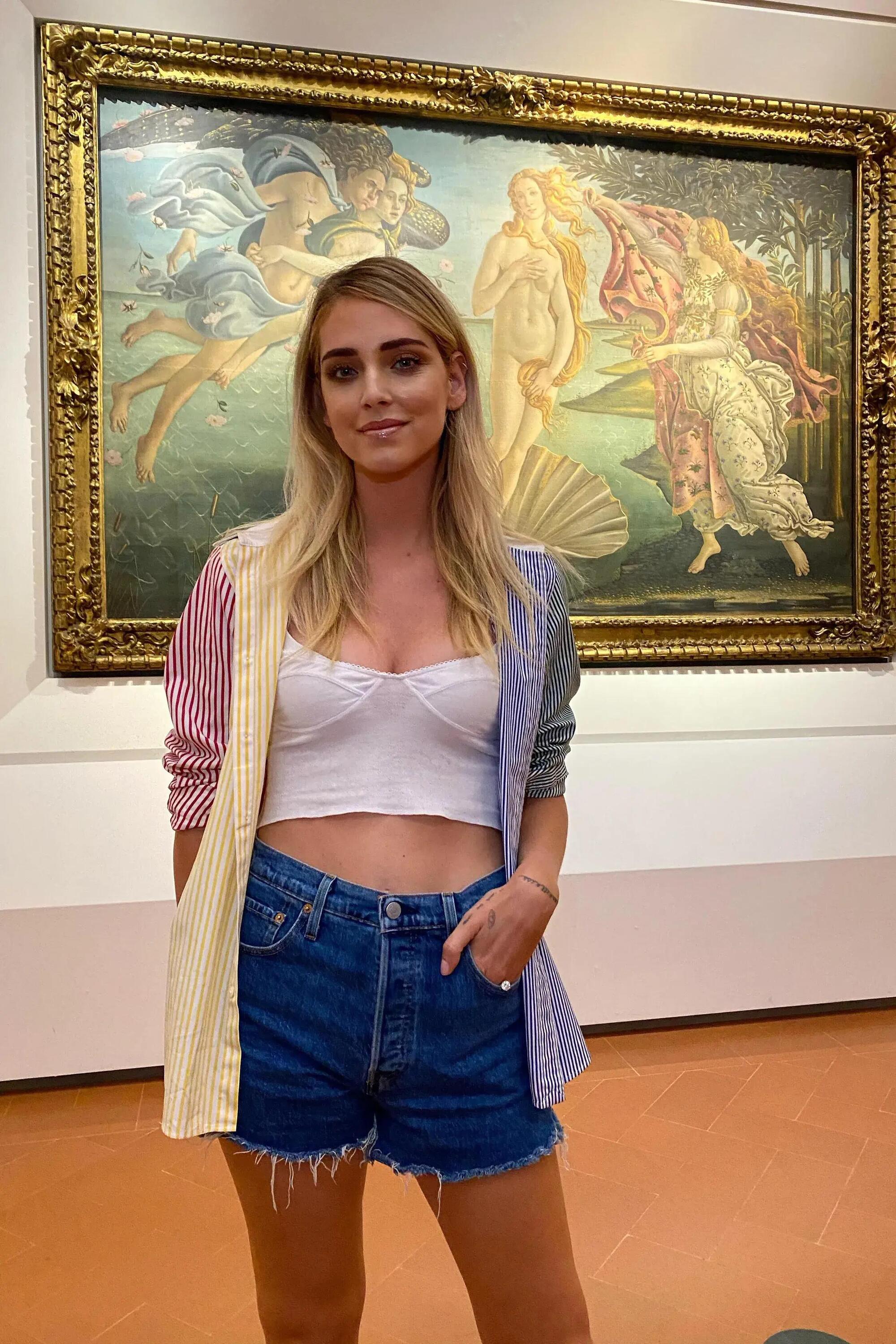 Chiara Ferragni agli Uffizi