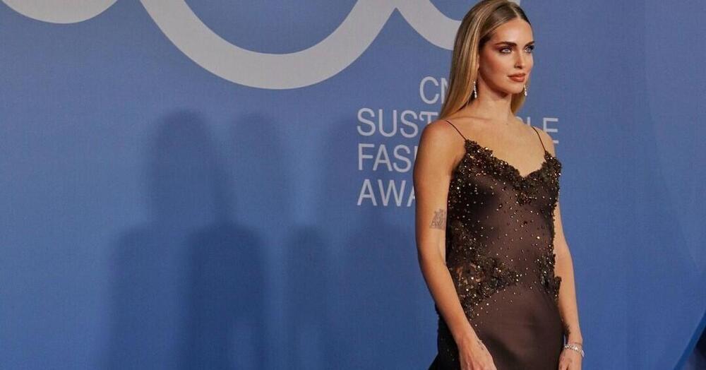 Chiara Ferragni torna alla Milano Fashion Week, ma &egrave; lei la &ldquo;donna sposata&rdquo; con cui Tony Effe ha avuto un flirt segreto nel 2023? Se fosse vero, altro che dissing. E Fedez&hellip;