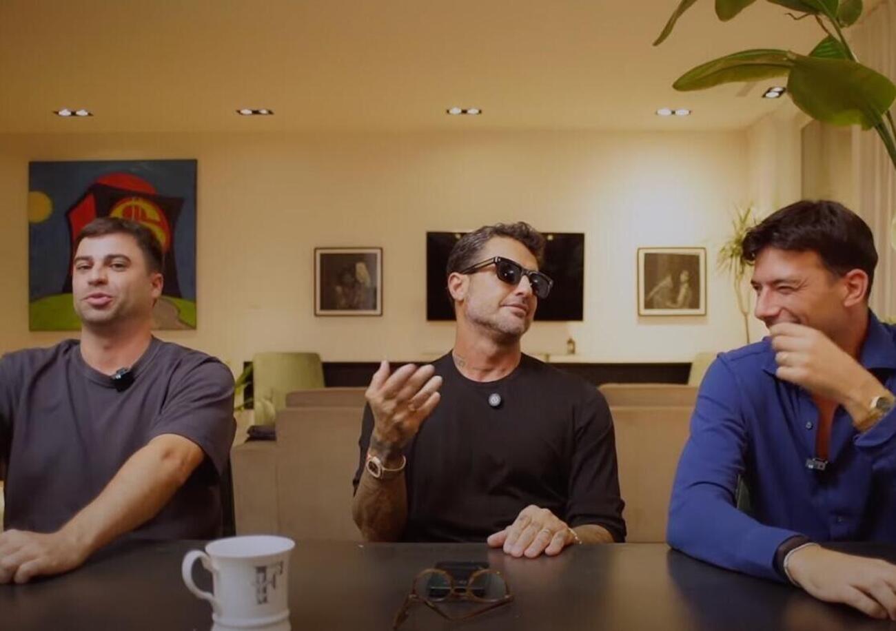 Tutte le bombe di Fabrizio Corona a Gurulandia: &ldquo;Chiara Ferragni, con 200mila euro se vieni al podcast ti faccio rinascere&rdquo;. Il tradimento di Fedez con Taylor Mega, il tentato suicid*o, l&rsquo;amicizia con Giulia De Lellis. E su Tony Effe e Lazza&hellip;