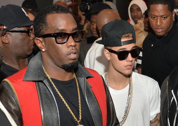 Sean Diddy Combs, che rapporto c&rsquo;&egrave; tra lui e Justin Bieber? E davvero solo il suo &ldquo;mentore musicale&rdquo;? Intanto ricompare un video in cui il cantante a 15 anni &egrave; in stato confusionale dopo un suo party&hellip;