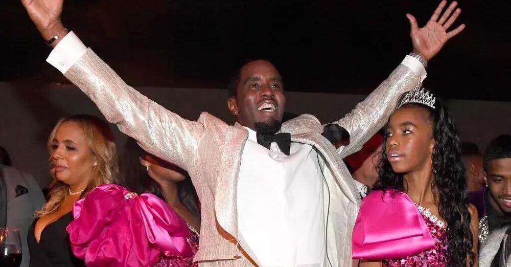 Altro che Weinstein o Epstein, su P Diddy esce il documentario di Tmz &ldquo;The Downfall of Diddy: The Indictment&rdquo; e gira il video di Sean Combs (ex Puff Daddy) che fa ses*o con una celebrit&agrave;. Di chi si tratta? 