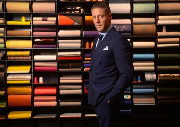 Lapo Elkann, dopo Garage Italia altri buchi nei bilanci di Laps To Go e L Holding. Ecco perch&eacute; ha dovuto chiedere un prestito alle banche (con garanzia la Dicembre foraggiata da Exor)