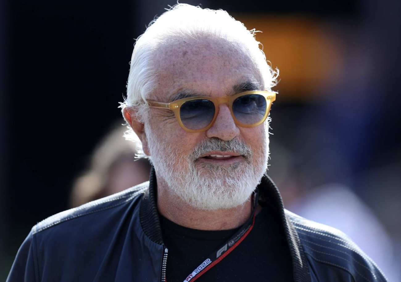 Davvero Briatore vuole vendere il Twiga di Marina di Pietrasanta? &ldquo;Sono assorbito dalla Formula 1&rdquo;. Il possibile compratore? Leonardo Maria Del Vecchio. E l&rsquo;unico ostacolo sembra essere Dimitri Kunz D&rsquo;Asburgo&hellip;