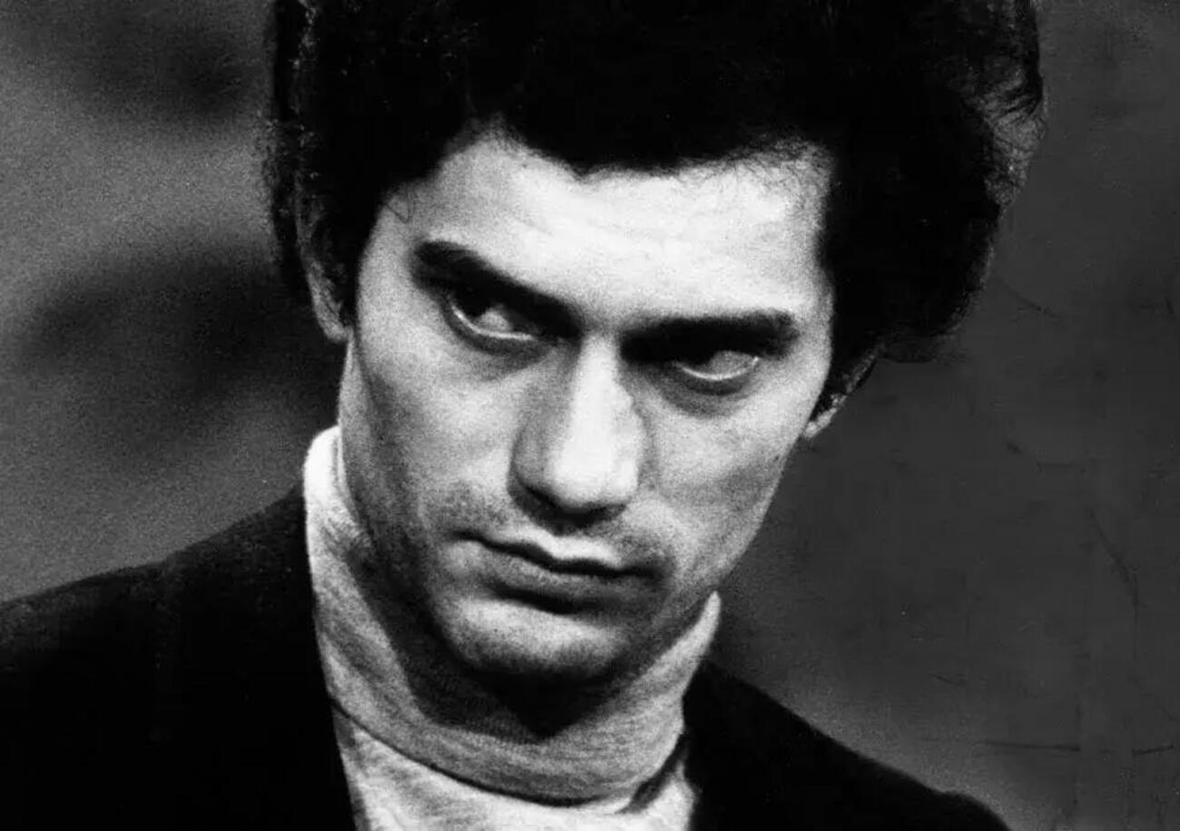 Premio Tenco, ma se da 10 anni la famiglia di Luigi &egrave; contro il Club non &egrave; il momento di riflettere? Ecco le accuse: targhe, politici, Sanremo, interessi personali e sfruttamento commerciale...