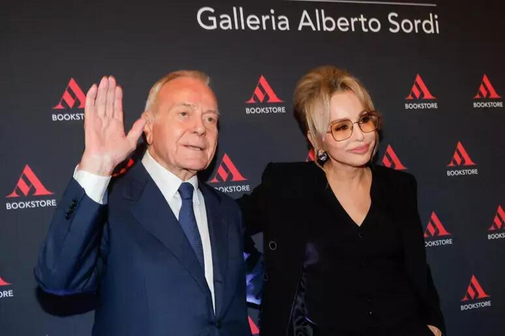 Marina Berlusconi ed Enrico Letta all&#039;inaugurazione della nuova Mondadori alla Galleria Sordi di Roma