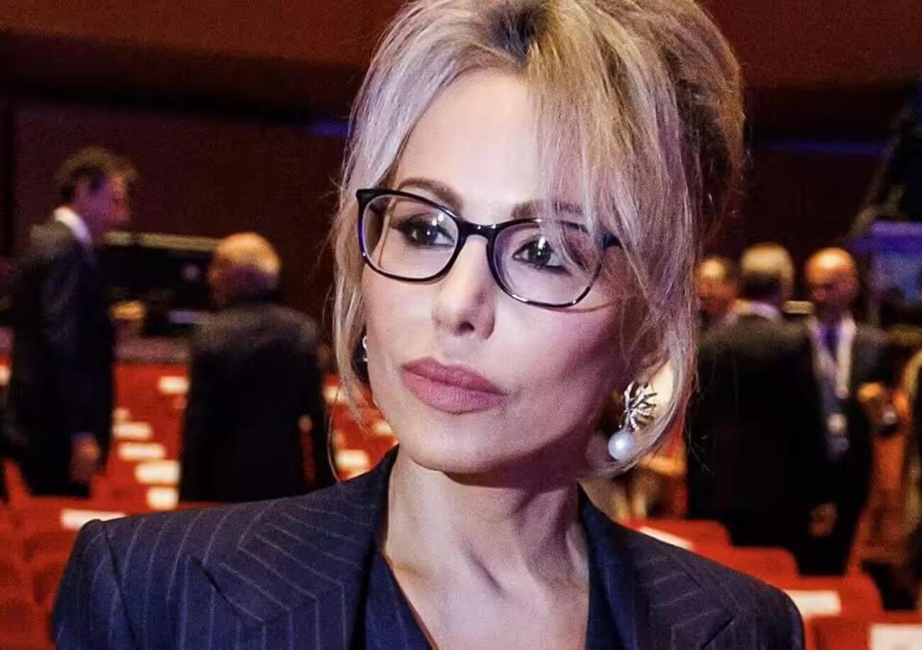 Ma Marina Berlusconi &egrave; rivale o alleata di Giorgia Meloni? Perch&eacute; ora sostiene il Governo mentre prima strizzava l&#039;occhio alla sinistra? Ecco cosa &egrave; cambiato in Forza Italia. Ma non &egrave; finita, perch&eacute; l&#039;idea del centro rimane e&hellip;