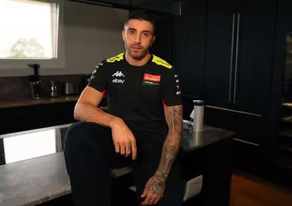 &ldquo;Uccio 46&rdquo; sul cellulare di Andrea Iannone: il coraggio di provarci e la forza di riuscirci nella valigia per Sepang