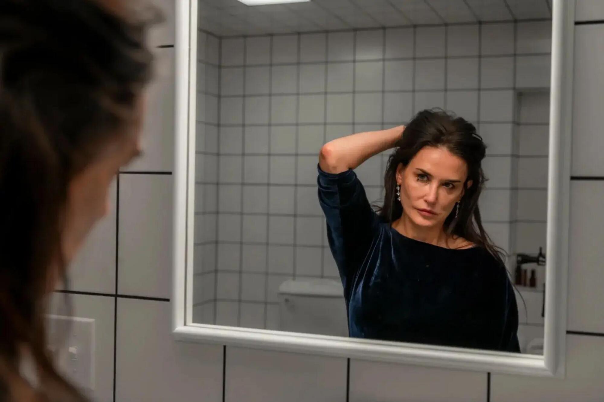 Demi Moore in &quot;The Substance&quot; di Coralie Fargeant