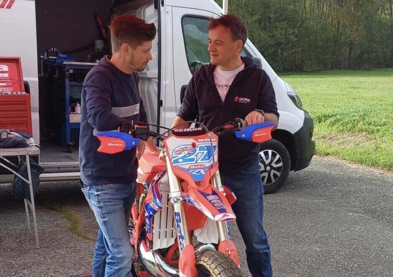 No, non &egrave; un sogno: Casey Stoner correr&agrave; con un 350 2T a EICMA assieme a Danilo Petrucci, Loris Capirossi, Marco Melandri e altri