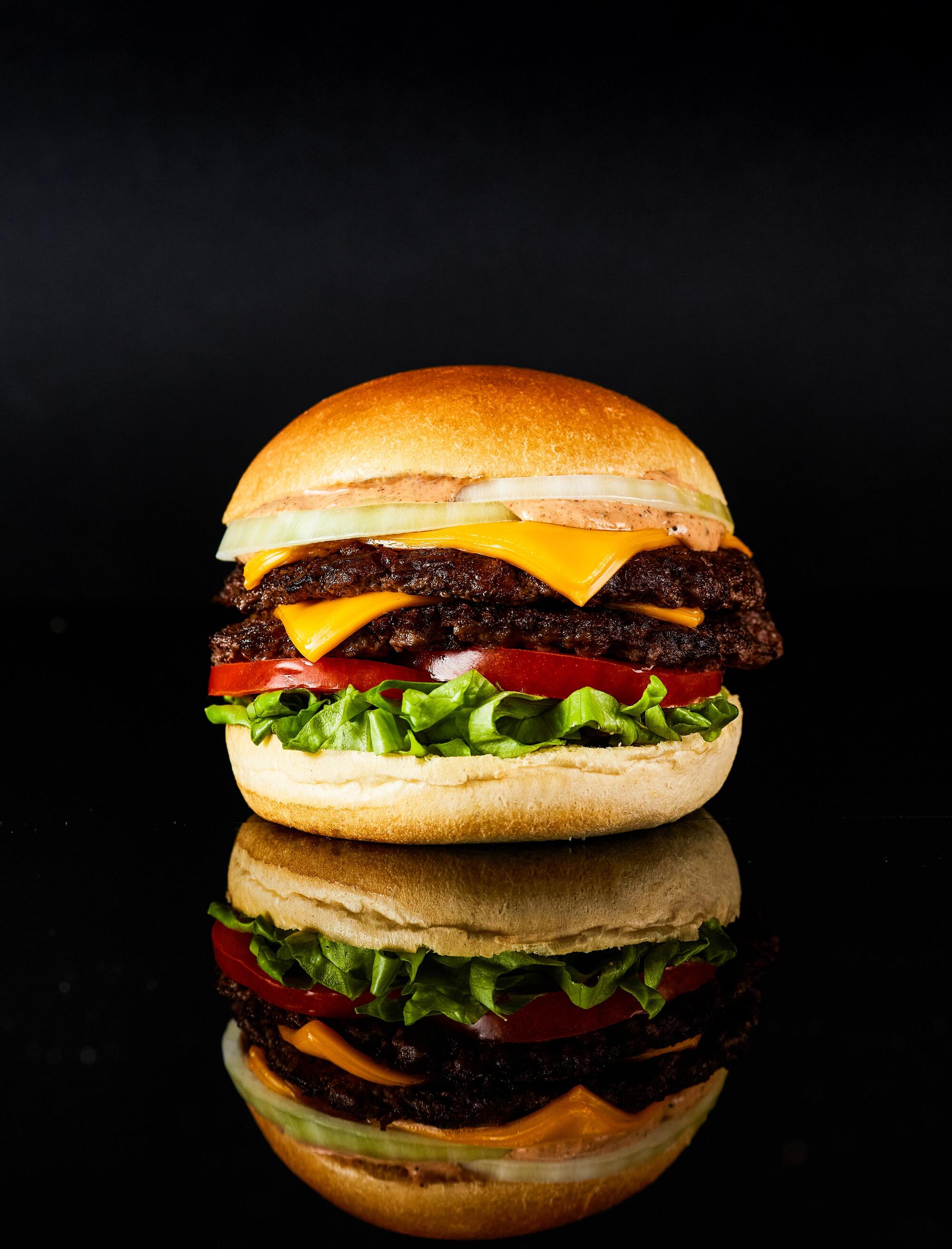 Uno &quot;Smash Burger&quot; di Mocho