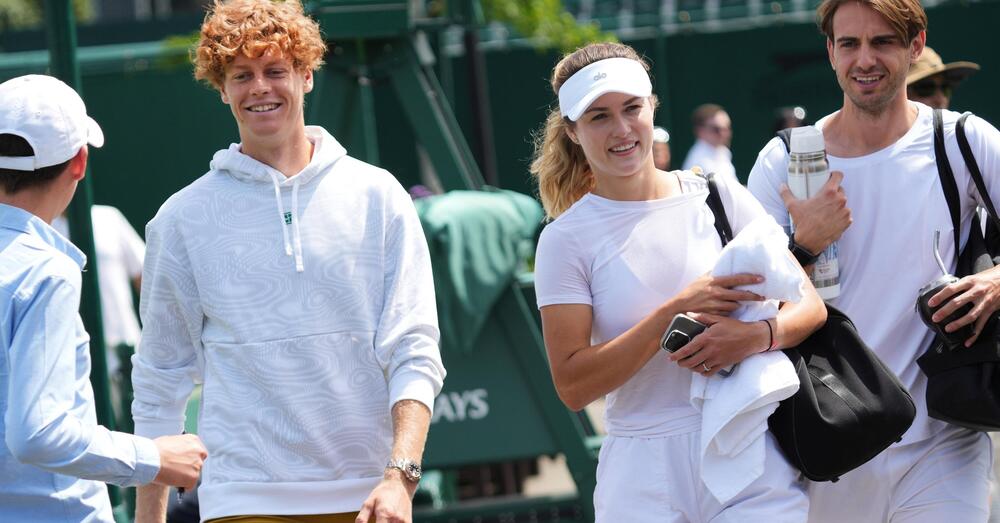 Jannik Sinner sul rapporto con la fidanzata Anna Kalinskaya: &ldquo;Non posso permettermi di cambiare&rdquo;. E intanto alle Atp Finals di Torino con De Minaur...