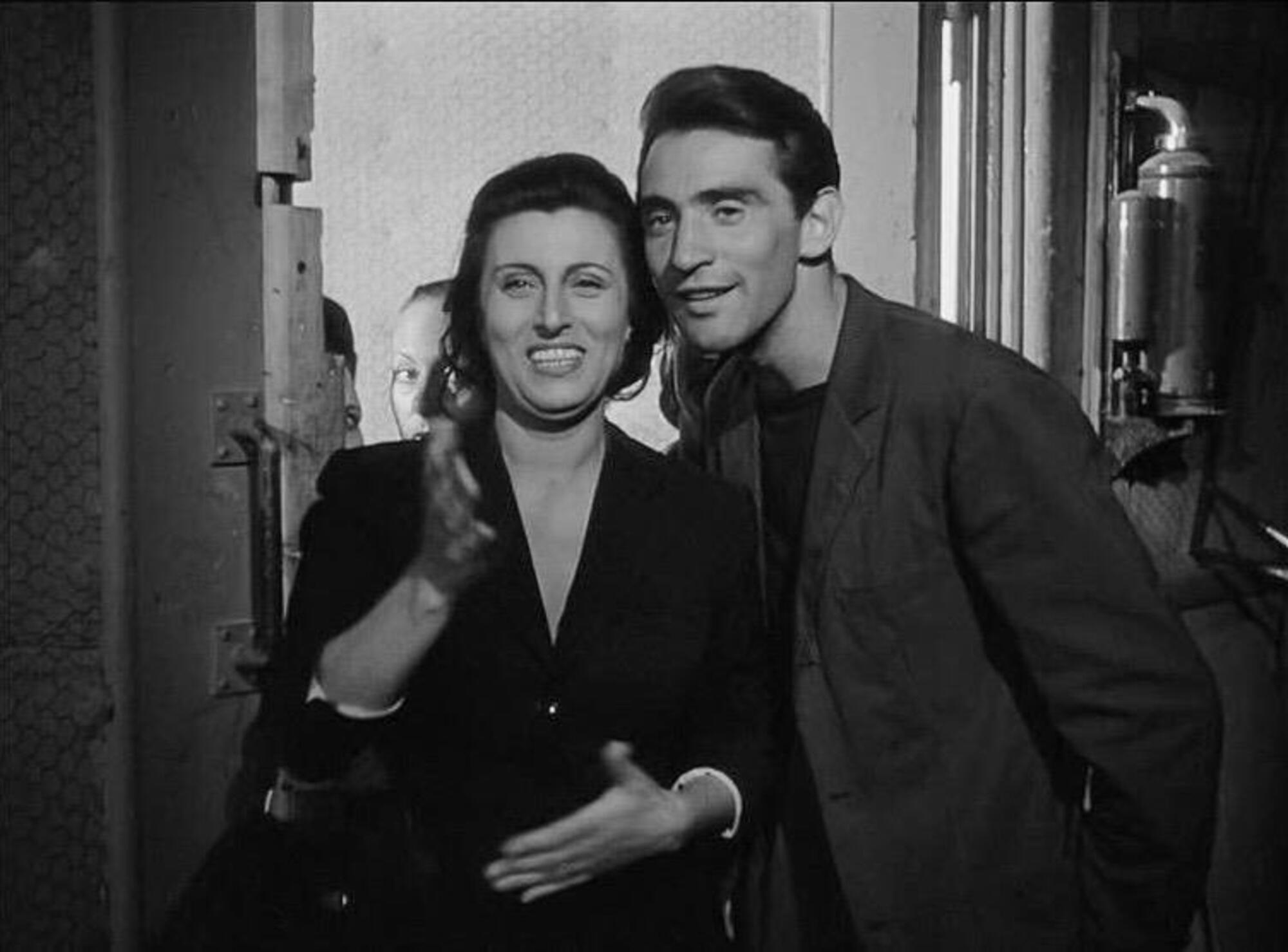 Anna Magnani e Walter Chiari in &quot;Bellissima&quot; di Luchino Visconti