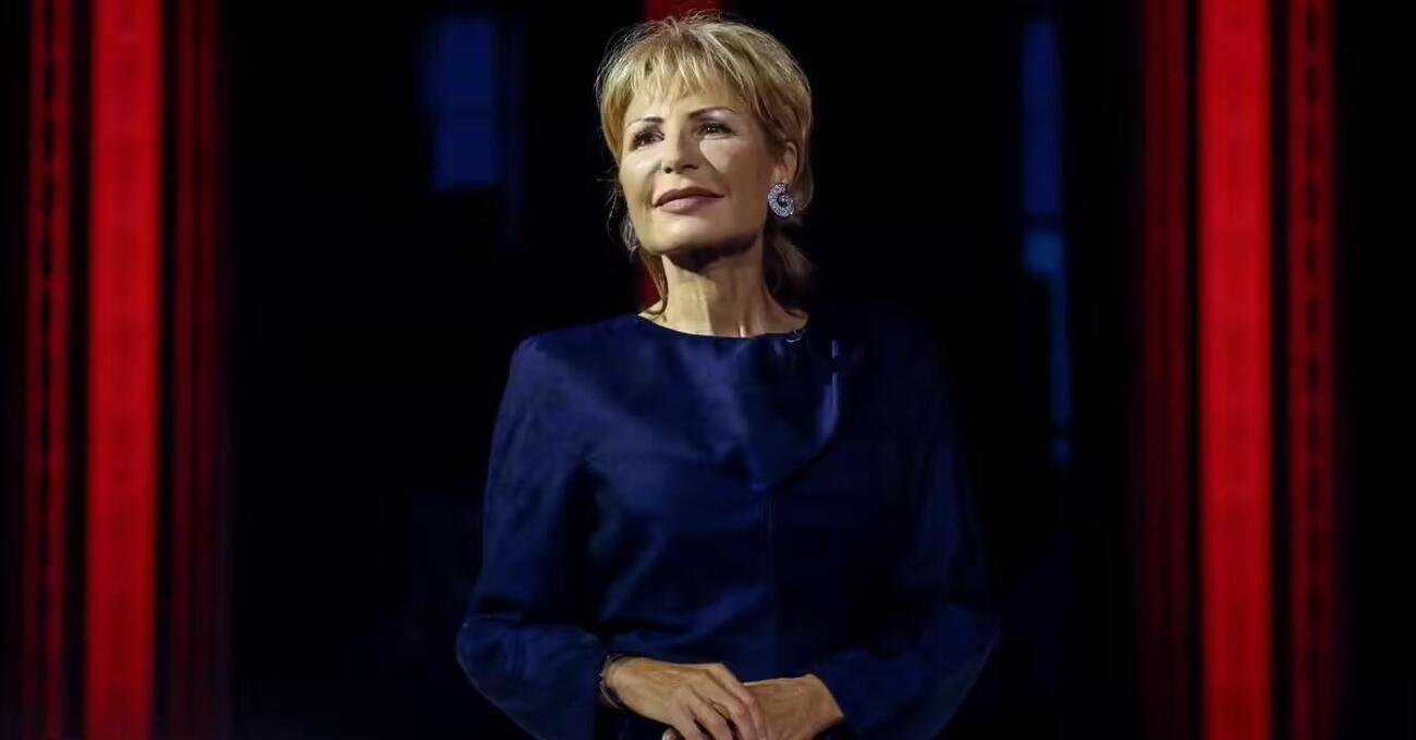 Lilli Gruber derubata, dopo lo scippo a Villa Borghese sull&#039;immigrazione spiazza tutti a Otto e Mezzo: &ldquo;Le porte aperte a tutti non se le pu&ograve; pi&ugrave; permettere nessuno&rdquo;. E Marco Rizzo la attacca [VIDEO]
