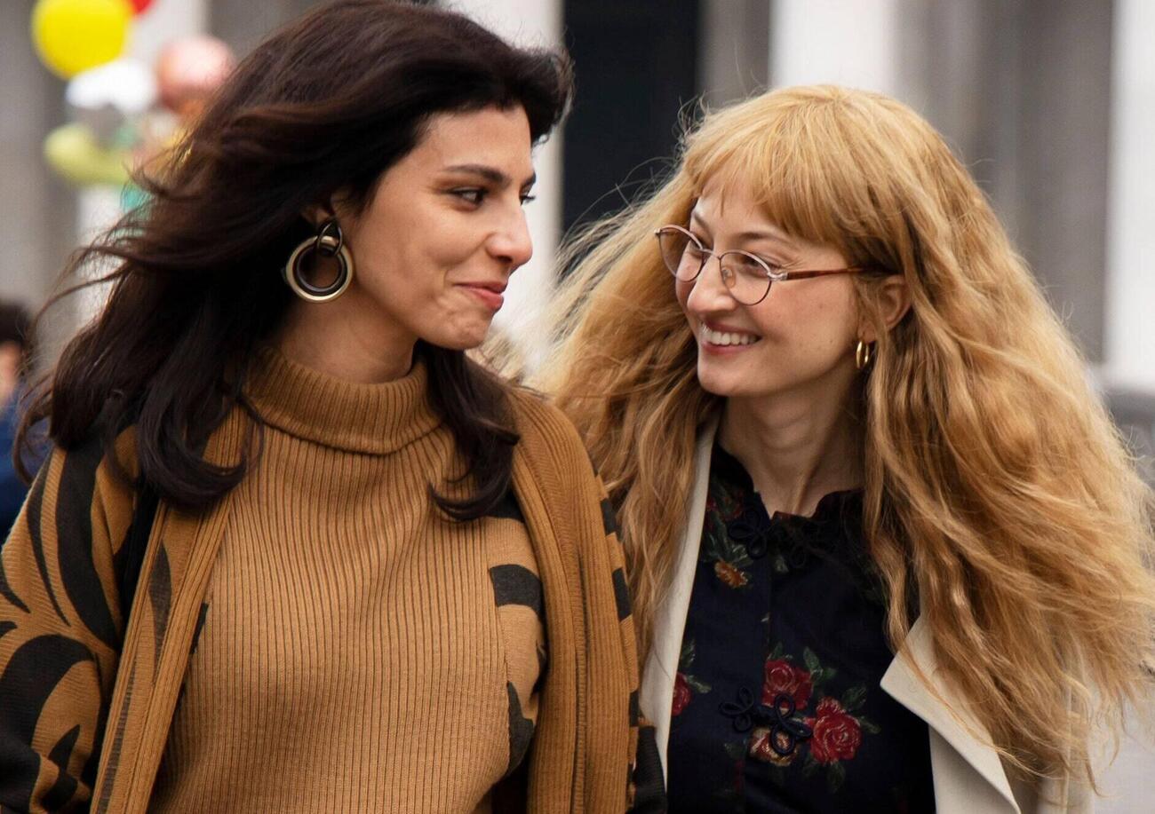 L&rsquo;amica geniale 4: ma funziona davvero il cambio di cast su Rai 1? Dionisi e Vitolo eccellenti, Gifuni perfetto Sarratore, omm&#039; e niente, ma Rohrwacher...