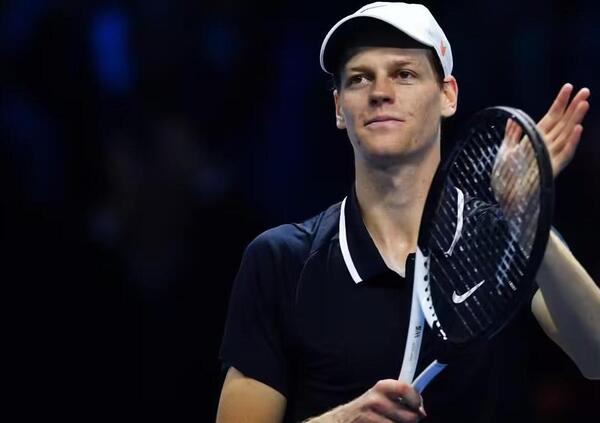 Fabrizio Corona attacca Jannik Sinner sul caso doping: &quot;Ecco perch&eacute; &egrave; colpevole. Mi aveva appassionato al tennis, ma...&quot;. E d&agrave; ragione a Nick Kyrgios...