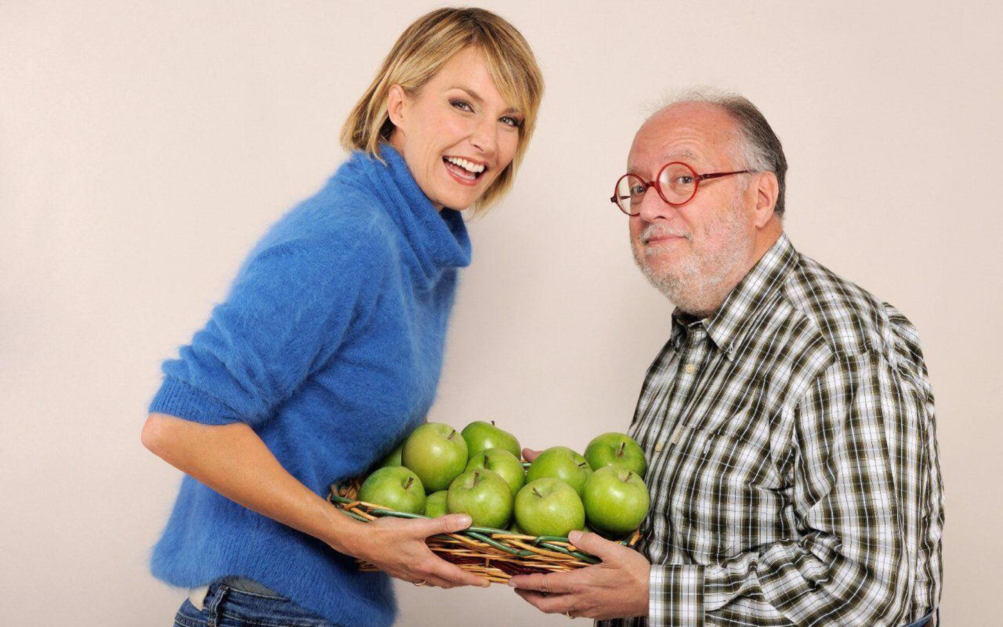 Edoardo Raspelli ai tempi di Mela Verde con Ellen Hidding