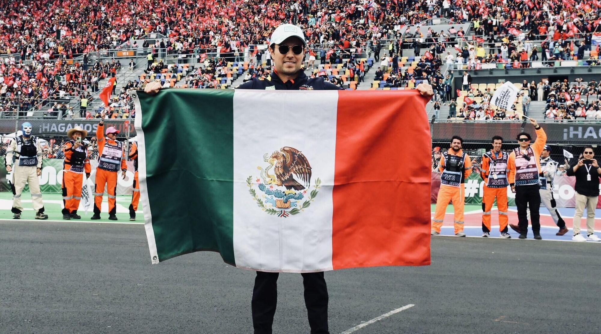 Sergio Perez durante il Gran Premio del Messico