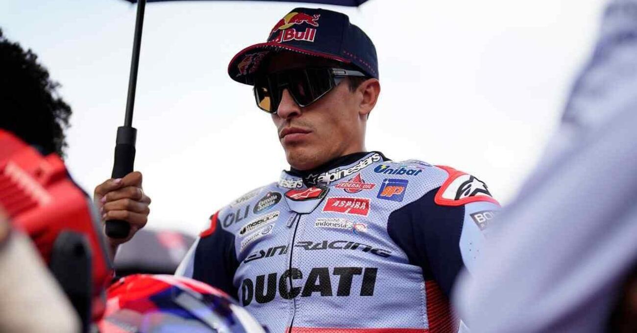 Ok, ma questo Marc Marquez di fine anno?  A Barcellona consiglia Bagnaia e Mart&iacute;n, piange per l&#039;addio a Gresini e fa &quot;mea culpa&quot; con Pedro Acosta