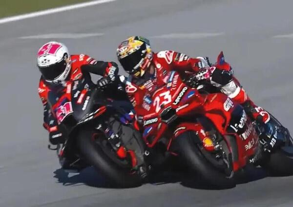 Ci voleva il dissing ruvido tra Enea Bastianini ed Aleix Espargaró: "Bestia dice che ho corso senza onore? Pensi a se stesso, gli ho dato tre secondi"