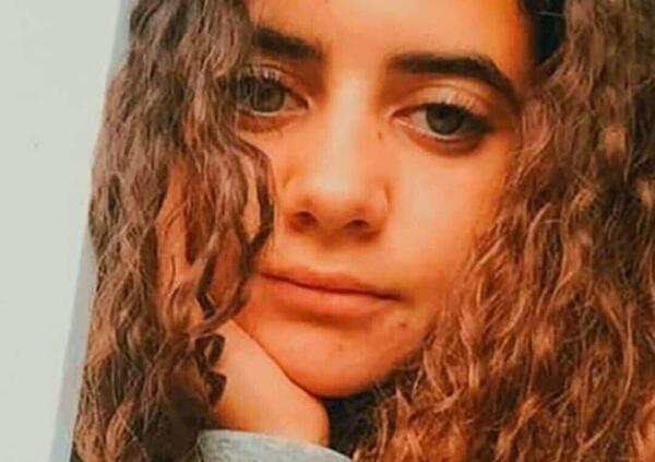 Omicidio Parma, la confessione di Chiara Petrolini, la ragazza che ha sepolto i propri figli neonati nel giardino di casa a Traversetolo: &ldquo;La buca l&rsquo;ho fatta io con le mie mani e&hellip;&rdquo;