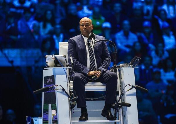 Farewell Carlos Bernardes, l&#039;uomo che ha visto dall&#039;alto Federer, l&#039;esordio di Nadal, l&#039;era Djokovic e il nuovo mondo di Jannik Sinner